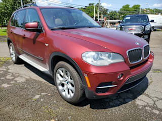 2012 BMW X5 xDrive35i 5UXZV4C5XCL988249 2012 BMW X5 xDrive35i
