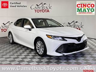 2018 Toyota Camry LE 4T1B11HK8JU666210 2018 Toyota Camry LE