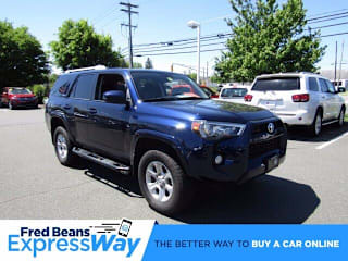 2016 Toyota 4Runner SR5 JTEBU5JR8G5385498 2016 Toyota 4Runner SR5