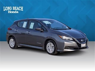 2018 Nissan LEAF S 1N4AZ1CP9JC310467 2018 Nissan LEAF S