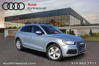 2019 Audi Q5 2.0T quattro Premium Plus WA1BNAFY4K2054383 2019 Audi Q5 2.0T quattro Premium Plus