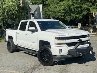 2018 Chevrolet Silverado 1500 LT 3GCUKREC1JG643005 2018 Chevrolet Silverado 1500 LT