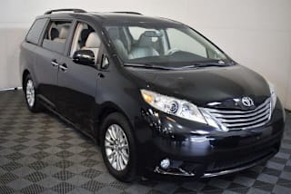 2011 Toyota Sienna XLE 8-Passenger 5TDYK3DC2BS119798 2011 Toyota Sienna XLE 8-Passenger