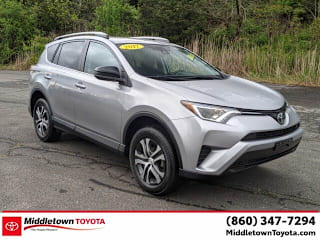 2017 Toyota RAV4 LE 2T3BFREV9HW615136 2017 Toyota RAV4 LE