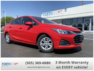 2019 Chevrolet Cruze LS 1G1BJ5SM3K7106125 2019 Chevrolet Cruze LS