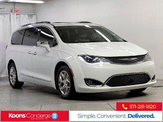 2017 Chrysler Pacifica Limited 2C4RC1GG8HR508581 2017 Chrysler Pacifica Limited