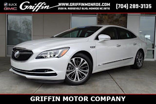 2017 Buick LaCrosse Essence 1G4ZP5SS8HU175577 2017 Buick LaCrosse Essence