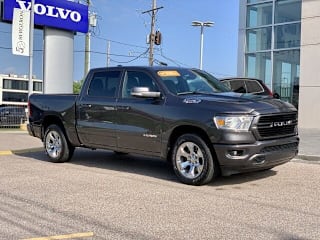 2020 Ram Pickup 1500 1C6RREFT5LN311675 2020 Ram Pickup 1500