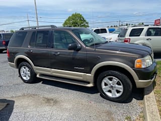 2005 Ford Explorer Eddie Bauer 1FMZU74E45UA69148 2005 Ford Explorer Eddie Bauer