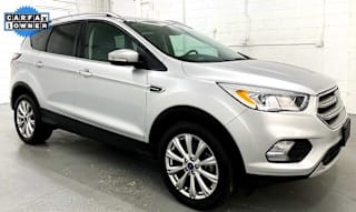 2017 Ford Escape Titanium 1FMCU9J95HUE00607 2017 Ford Escape Titanium