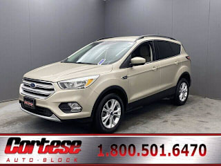 2018 Ford Escape 1FMCU9GD8JUA28777 2018 Ford Escape