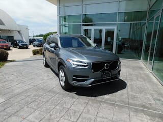 2017 Volvo XC90 T5 Momentum YV4102KK6H1149479 2017 Volvo XC90 T5 Momentum