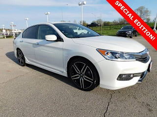 2017 Honda Accord Sport Special Edition 1HGCR2F14HA221851 2017 Honda Accord Sport Special Edition