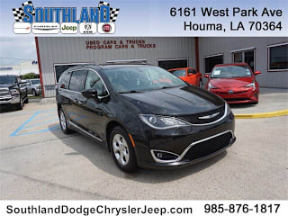 2017 Chrysler Pacifica Touring-L 2C4RC1BG3HR846851 2017 Chrysler Pacifica Touring-L