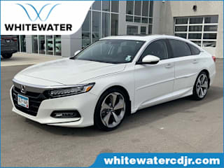 2018 Honda Accord Touring 1HGCV1F96JA009082 2018 Honda Accord Touring