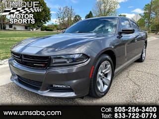 2017 Dodge Charger SXT 2C3CDXHG1HH571875 2017 Dodge Charger SXT