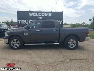 2018 Ram Pickup 1500 Big Horn 3C6RR7LG1JG230620 2018 Ram Pickup 1500 Big Horn