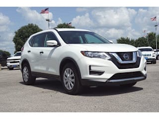2017 Nissan Rogue S 5N1AT2MT1HC841925 2017 Nissan Rogue S
