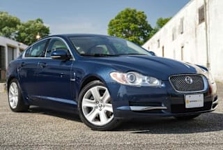2010 Jaguar XF Base SAJWA0FA7AHR56605 2010 Jaguar XF Base