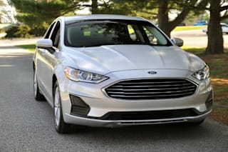2019 Ford Fusion SE 3FA6P0HD3KR130568 2019 Ford Fusion SE