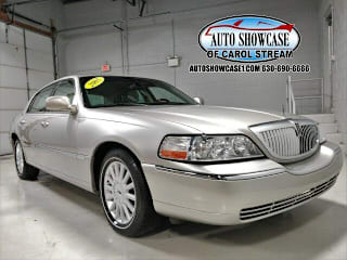 2005 Lincoln Town Car Signature Limited 1LNHM82W75Y628875 2005 Lincoln Town Car Signature Limited