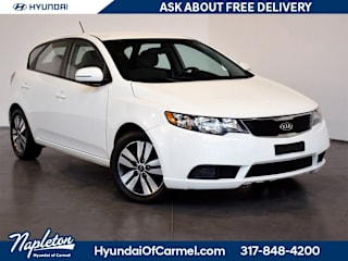 2013 Kia Forte5 KNAFU5A23D5742751 2013 Kia Forte5