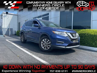 2017 Nissan Rogue SV 5N1AT2MV0HC743504 2017 Nissan Rogue SV