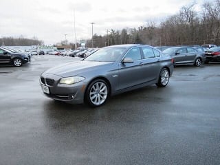 2013 BMW 5 Series WBAFU7C57DDU72173 2013 BMW 5 Series