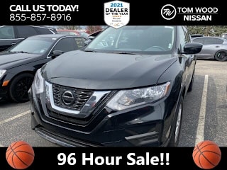 2018 Nissan Rogue 5N1AT2MV7JC827843 2018 Nissan Rogue