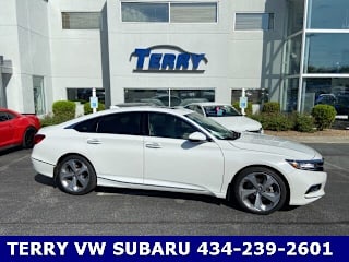 2018 Honda Accord Touring 1HGCV2F9XJA033360 2018 Honda Accord Touring