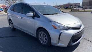 2016 Toyota Prius v JTDZN3EU6GJ052825 2016 Toyota Prius v