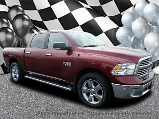 2018 Ram Pickup 1500 SLT 1C6RR7LG5JS352289 2018 Ram Pickup 1500 SLT