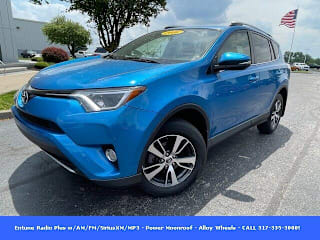 2016 Toyota RAV4 XLE JTMWFREV8GJ099950 2016 Toyota RAV4 XLE