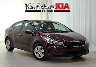 2017 Kia Forte LX 3KPFK4A79HE100480 2017 Kia Forte LX