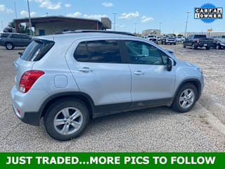 2020 Chevrolet Trax LS 3GNCJKSB6LL167675 2020 Chevrolet Trax LS