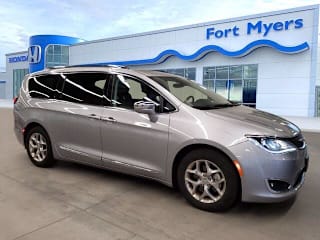 2019 Chrysler Pacifica Limited 2C4RC1GG2KR552356 2019 Chrysler Pacifica Limited