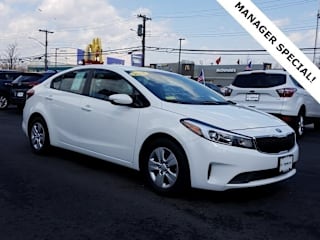 2018 Kia Forte 3KPFK4A79JE229423 2018 Kia Forte