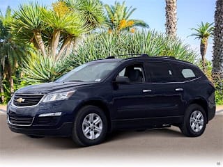 2017 Chevrolet Traverse LS 1GNKVFED2HJ284169 2017 Chevrolet Traverse LS