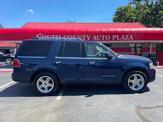 2010 Lincoln Navigator Base 5LMJJ2J56AEJ09471 2010 Lincoln Navigator Base