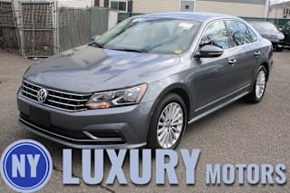 2017 Volkswagen Passat 1.8T SE 1VWBT7A30HC085415 2017 Volkswagen Passat 1.8T SE