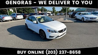 2018 Volvo S60 T5 Dynamic YV126MFL0J2451400 2018 Volvo S60 T5 Dynamic