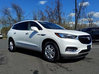 2018 Buick Enclave Essence 5GAERBKW9JJ219688 2018 Buick Enclave Essence