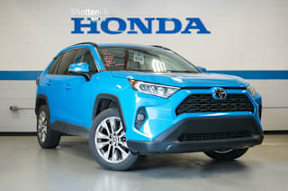 2020 Toyota RAV4 XLE Premium 2T3C1RFV0LC060718 2020 Toyota RAV4 XLE Premium