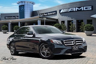2017 Mercedes-Benz E-Class E 300 WDDZF4JB6HA014817 2017 Mercedes-Benz E-Class E 300