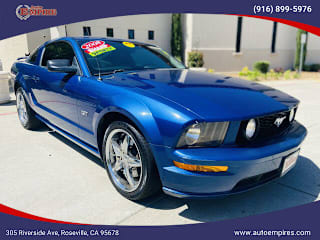 2008 Ford Mustang GT Deluxe 1ZVHT82H285194084 2008 Ford Mustang GT Deluxe