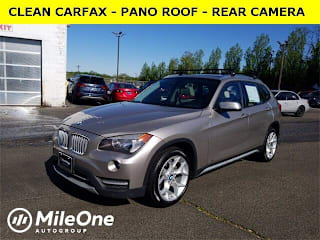 2014 BMW X1 xDrive28i WBAVL1C53EVY11132 2014 BMW X1 xDrive28i