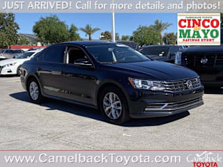 2018 Volkswagen Passat 2.0T S 1VWAA7A37JC017037 2018 Volkswagen Passat 2.0T S
