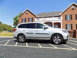 2017 Nissan Pathfinder S 5N1DR2MM0HC913055 2017 Nissan Pathfinder S