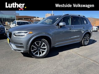 2018 Volvo XC90 YV4102XK9J1208393 2018 Volvo XC90