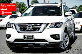 2018 Nissan Pathfinder SL 5N1DR2MM2JC627035 2018 Nissan Pathfinder SL